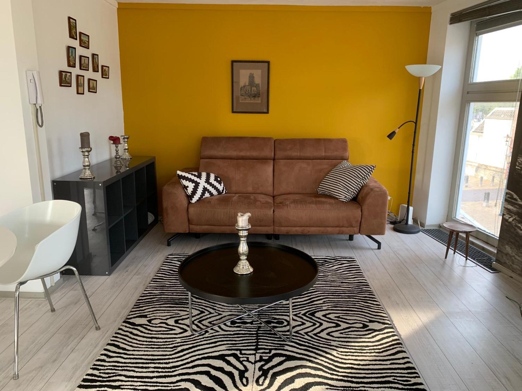 Apartment Lange Geldersekade 3, 80 M2 *